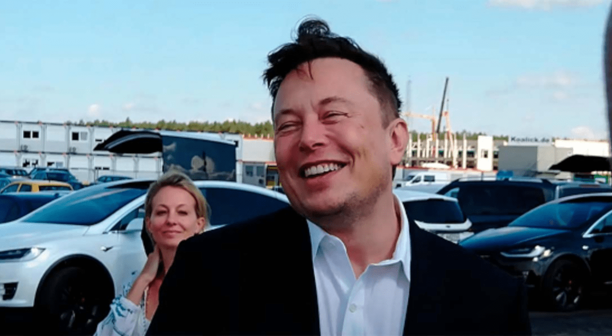 &quot;Suena como una contraseña&quot;: Elon Musk olvida el nombre de su hijo X Æ A-12 en Alemania (VIDEO