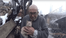 Reacción de un anciano al encontrar con vida a su mascota en voraz incendió conmovió a todos [VIDEO] 