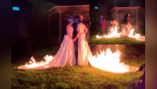 Novias lesbianas prenden fuego a sus vestidos y protagonizan peculiar boda [VIDEO]