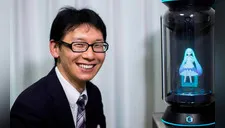 Japonés que se casó con holograma será 'separado' de su esposa virtual