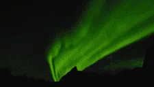 ¡Impresionante! Científicos de la NASA descubren cometa que tiene su propia aurora boreal (FOTO)