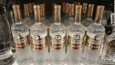 EE. UU.: bares dejan de vender vodka ruso y ahora promocionan marcas ucranianas