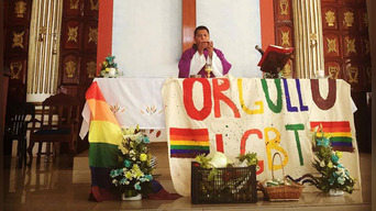 Facebook: Conoce por qué un cura mexicano ofició misa con bandera LGBT