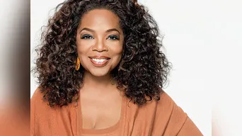 Un resumen de la difícil y esforzada vida de Oprah Winfrey