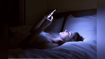 La Fundación Nacional del Sueño, en EE.UU. advirtió sobre los peligros de usar algún dispositivo antes de ir a dormir