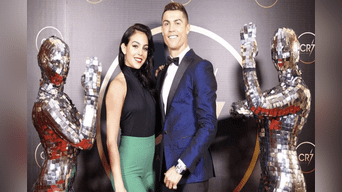 Cristiano Ronaldo y su novia derrochan amor. 