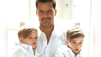 Así lucen los hijos de Ricky Martin a sus 10 años y son su fiel retrato. 