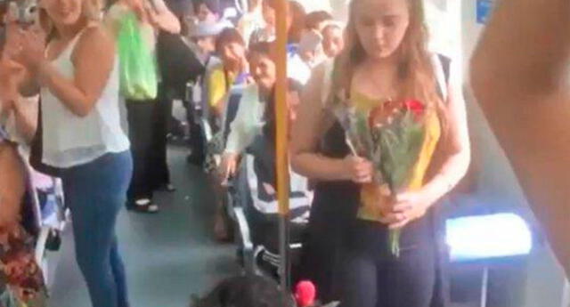Pidió matrimonio en un tren, pero recibió un ‘golpe bajo’ de su novia