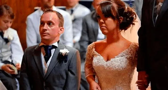 Durante su boda, el niño que lleva los aros les da una emotiva sorpresa