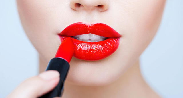 Cómo el lápiz labial rojo se convirtió en un  símbolo de sensualidad