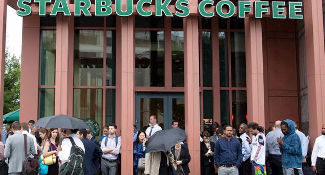 Starbucks posee más de 17.800 locales alrededor del mundo entero
