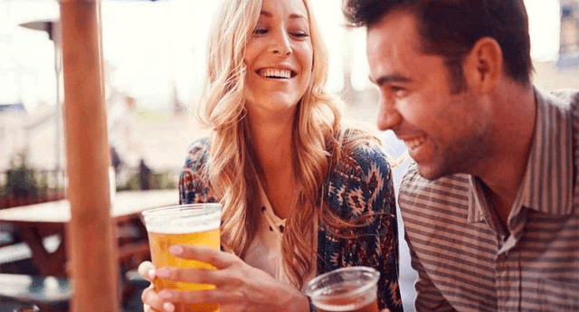 Estudio reveló que beber alcohol en pareja resulta beneficioso para la relación