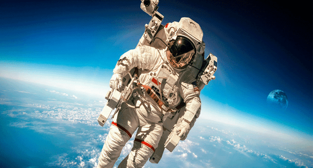 Según Business Insider, un astronauta entra a la NASA ganando alrededor de 63 600 dólares al año