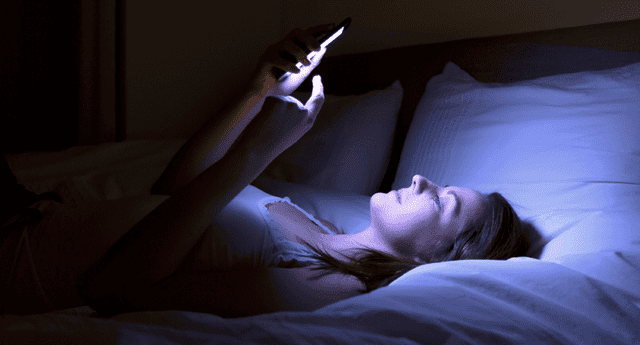 La Fundación Nacional del Sueño, en EE.UU. advirtió sobre los peligros de usar algún dispositivo antes de ir a dormir