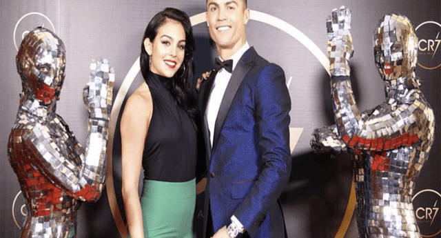 Cristiano Ronaldo y su novia derrochan amor. 