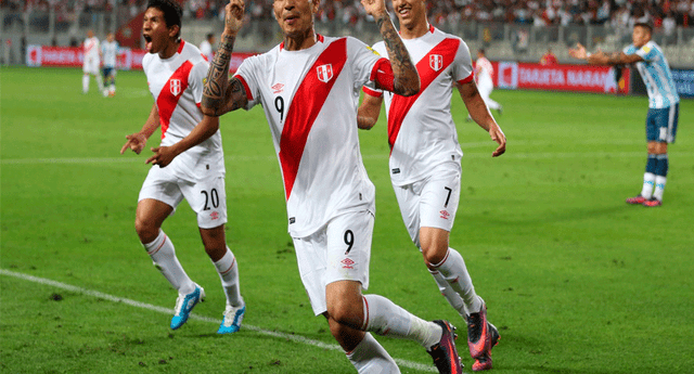 La selección peruana de fútbol cayó ante la selección de Dinamarca por 1-0 en su debut en Rusia 2018