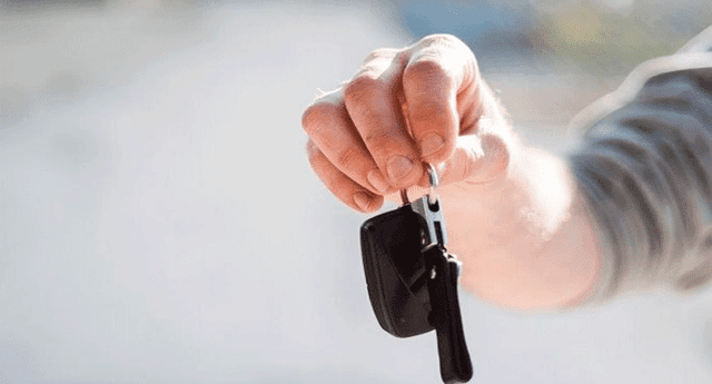 Las llaves del auto envueltas en papel aluminio es uno de los nuevos métodos de seguridad para evitar posibles robos