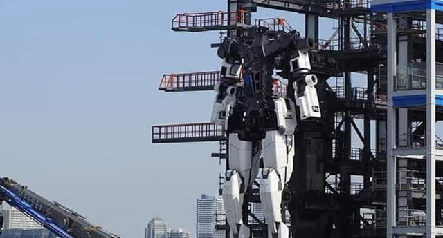 ¡Como en los Power Rangers! Japón construye robot de 18 metros de altura y acaba de dar sus primeros pasos (VIDEO)