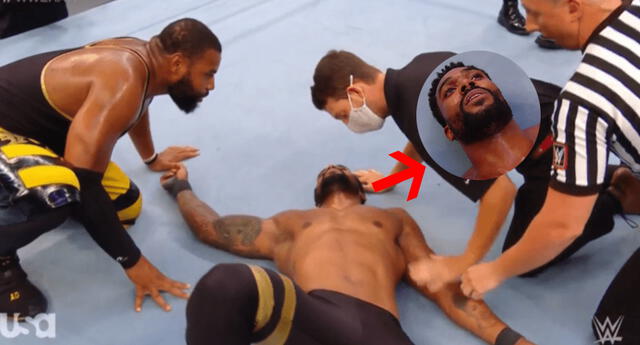 WWE: Campeón en parejas, Montez Ford fue envenenado durante Raw, y su desmayo se viraliza