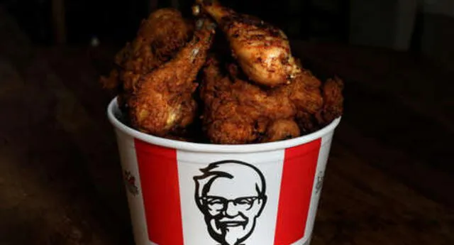 Trinidad y Tobago: KFC borra publicidad que mostraba una pata de pollo "racista" (FOTOS)