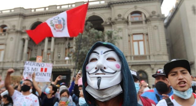 Anonymous, la temida organización de activistas hackers, no ha sido ajena a la crisis política que se vive en el Perú./Fuente: Twitter.
