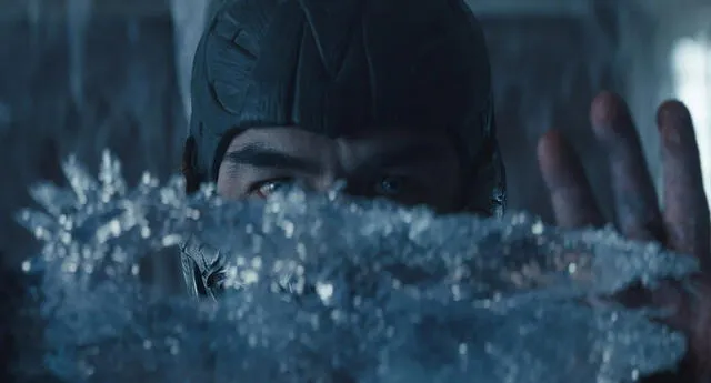Las primeras imágenes oficiales de la película de Mortal Kombat finalmente se han revelado. En esta, se muestra a Sub-Zero, el icónico ninja de hielo de la saga./Fuente: Entertainment Weekly.