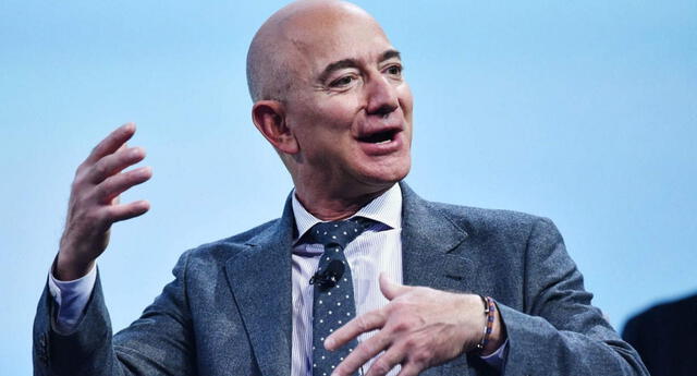 Jeff Bezos, fundador de Amazon, dejará el cargo de CEO y se lo cederá a Andy Jassy, uno de sus empleados más veteranos y confiables./Fuente: Getty Images.