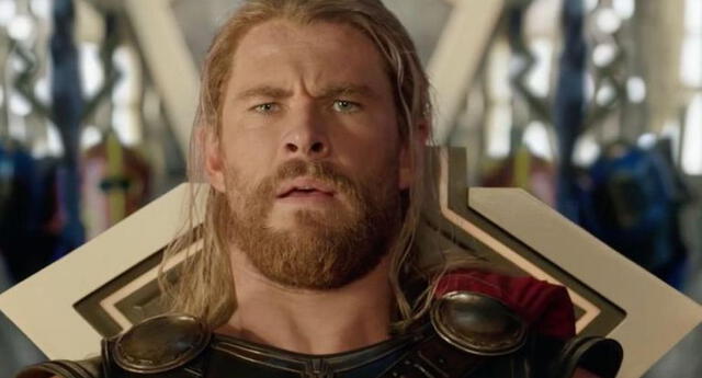 El hijo de Chris Hemsworth lo trolea y dice que no quiere ser Thor sino un héroe de DC